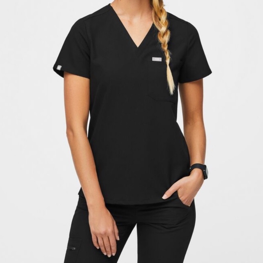 FIGS Scrubs Set Livingston black pants large tall Catrina top X-large